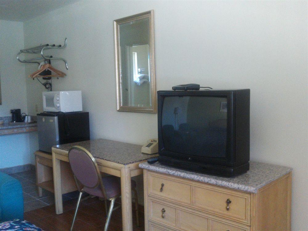Sunstar Inn Los Banos Luaran gambar