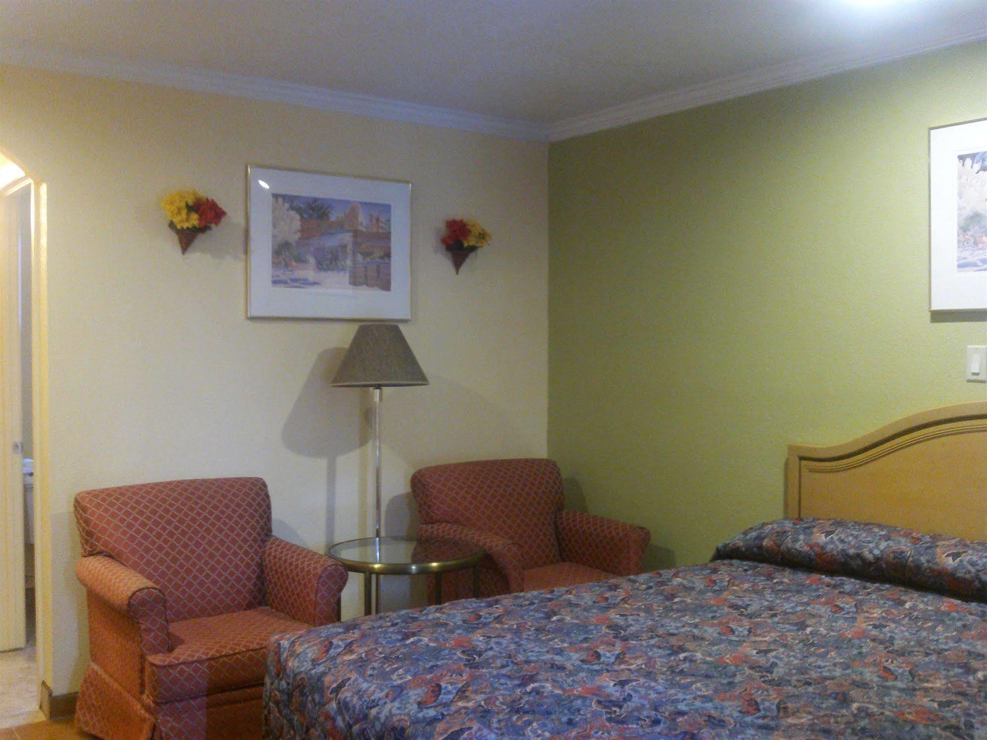 Sunstar Inn Los Banos Luaran gambar